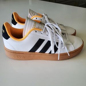 Women's Adidas size 9